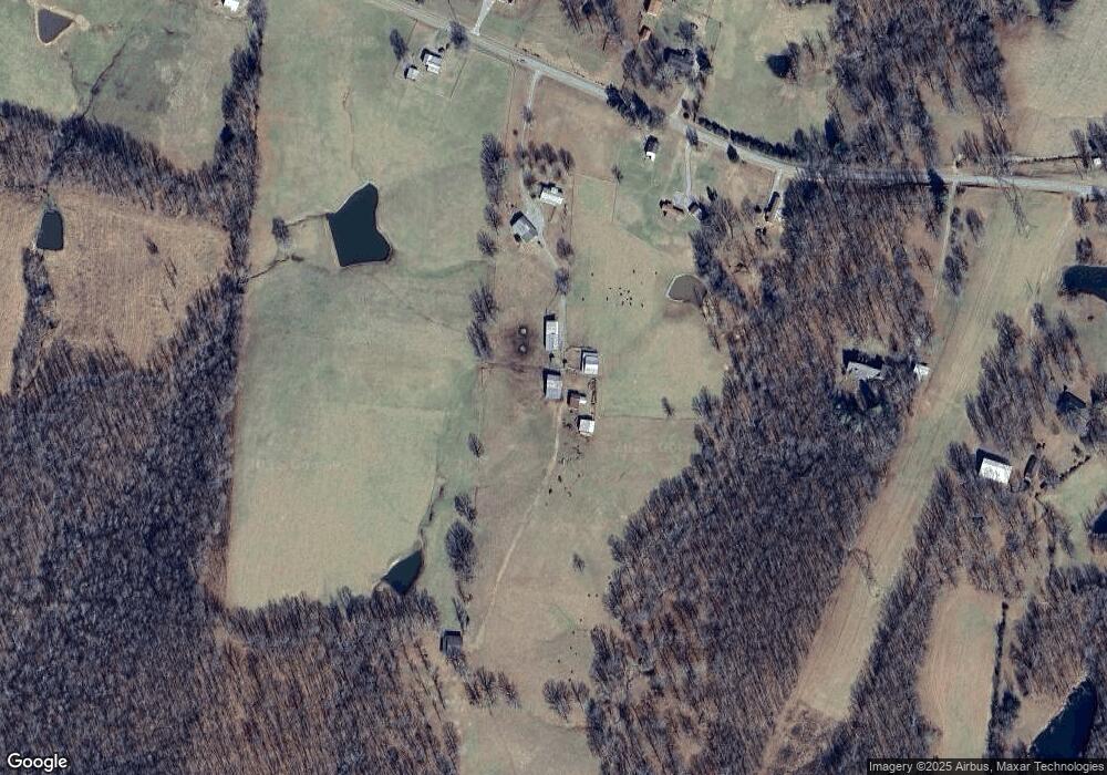 1175 Old Stewart Rd, Tennessee Ridge, TN 37178 - photo 1