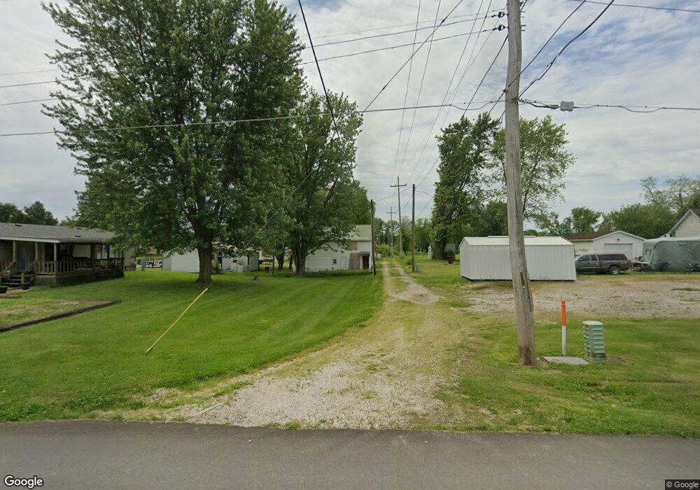 302 Grant St, Loogootee, IN 47553 - photo 1