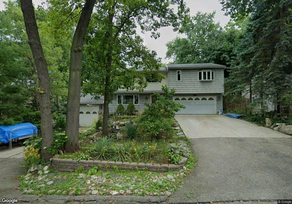 4157 Middledale Ave, West Bloomfield, MI 48323 - photo 1