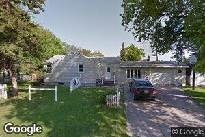 609 E Colvin Ave, Warren, MN 56762