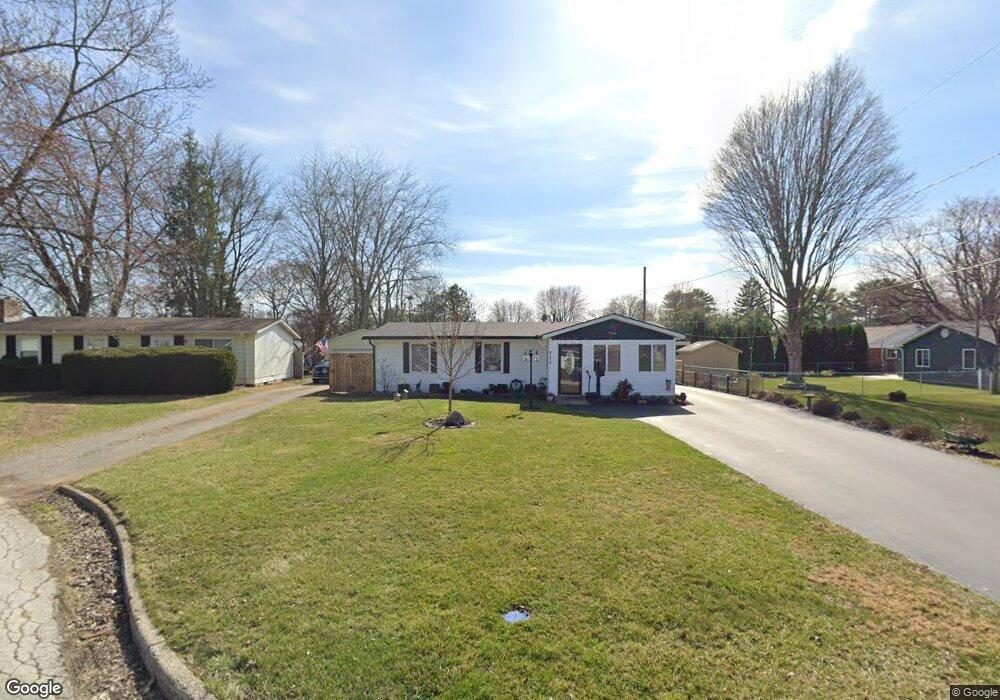 711 Scott Ct, Findlay, OH 45840 - photo 1