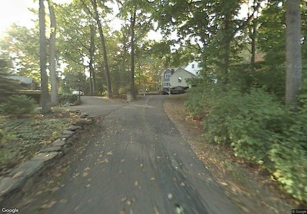 23 Greenridge Ln, West Hartford, CT 06107 - photo 1