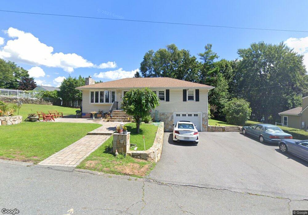 21 Cherry Hill Cir, Methuen, MA 01844 - photo 1