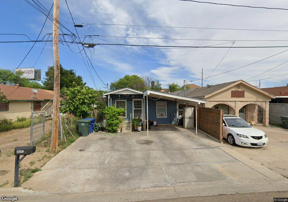 2211 Mcdonell Ave, Laredo, TX 78040 - photo 1