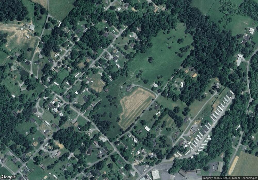 131 Dallas McCracken Dr, Johnson City, TN 37601 - photo 1