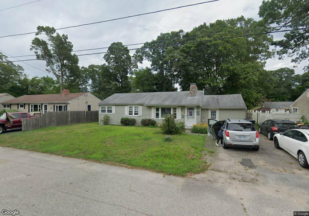 28 New Britain Dr, Warwick, RI 02889 - photo 1