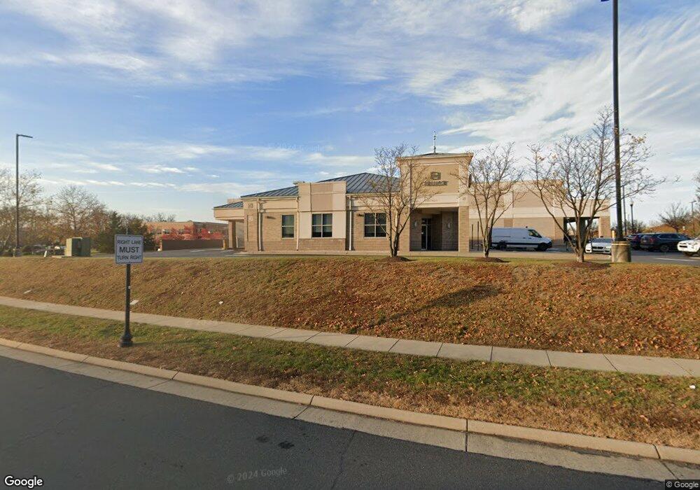 25056 Riding Plaza, Chantilly, VA 20152 - photo 1