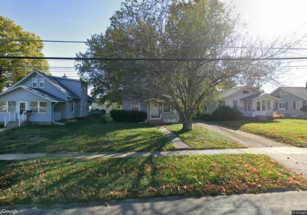 725 N 4th Ave E, Newton, IA 50208 - photo 1