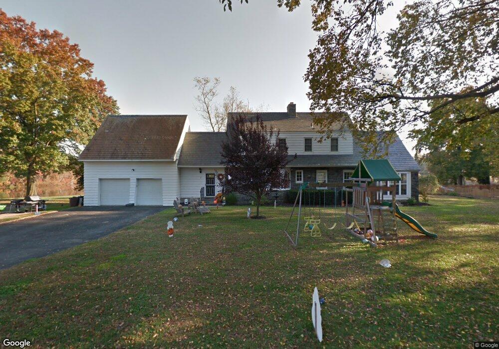 7 Lakeside Ln, Penns Grove, NJ 08069 - photo 1