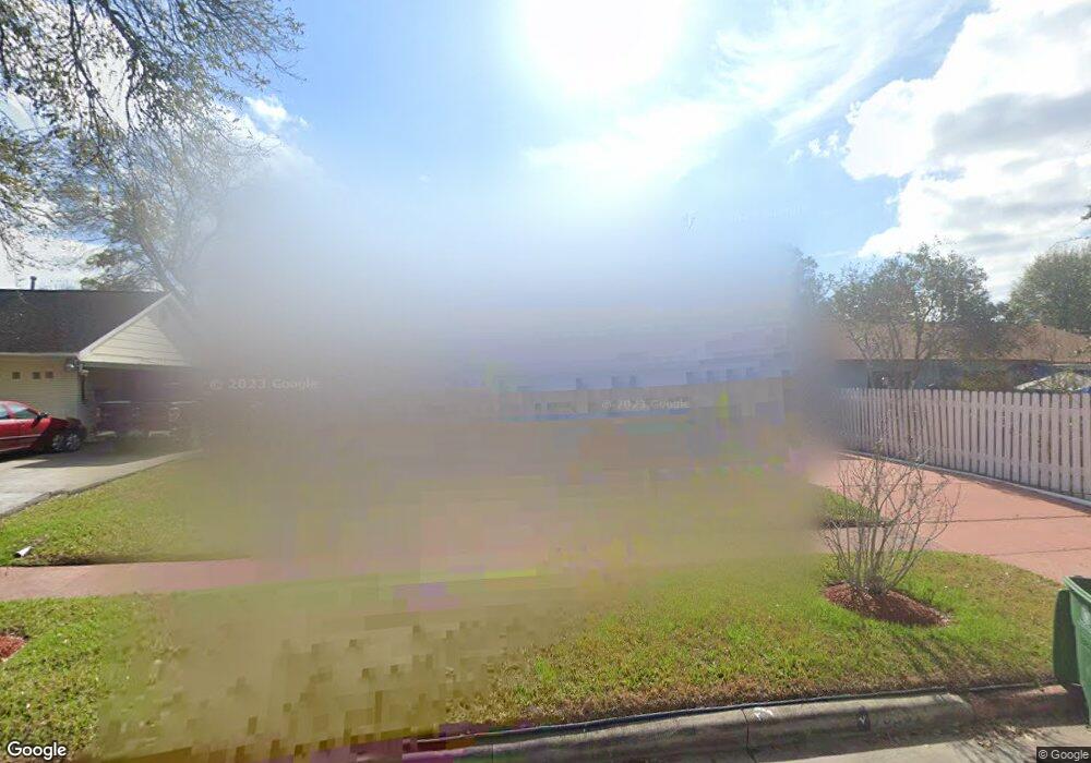 7526 Edna St, Houston, TX 77087 - photo 1