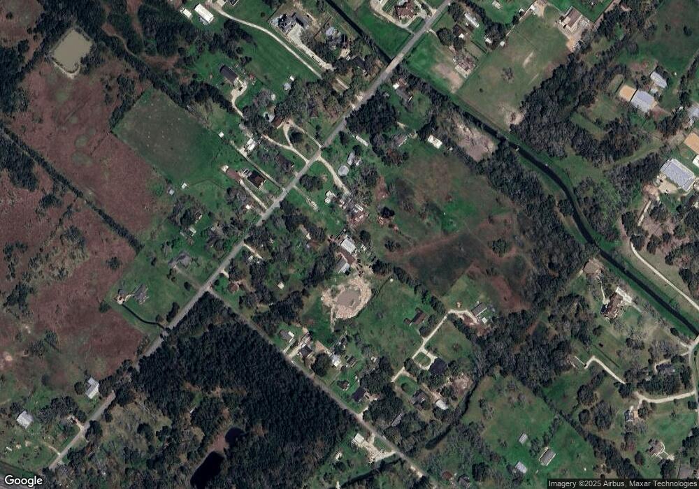 1148 County Road 147, Alvin, TX 77511 - photo 1