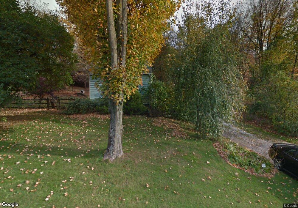 54 Pole Bridge Rd, Sandy Hook, CT 06482 - photo 1