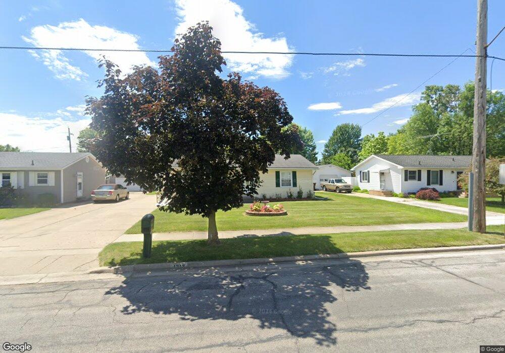 1313 N Gould St, Owosso, MI 48867 - photo 1