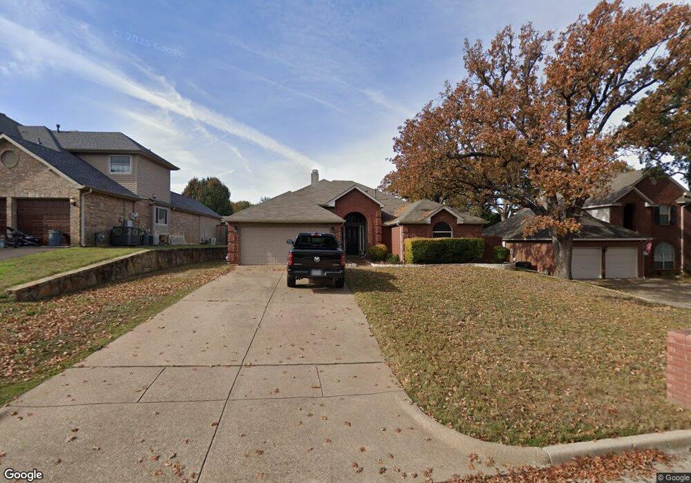 7905 Whispering Woods Ln, North Richland Hills, TX 76182 - photo 1