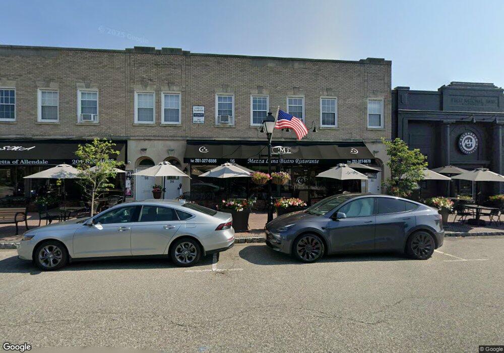 96 W Allendale Ave unit 2, Allendale, NJ 07401 - photo 1