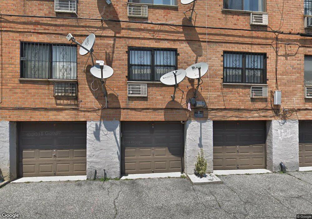 7433 Calamus Cir unit 26, Elmhurst, NY 11373 - photo 1