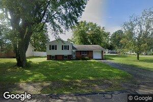 2 Greeneview Dr, Jamestown, OH 45335