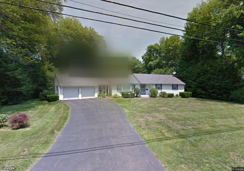 22 Guernsey Rd, Bloomfield, CT 06002 - photo 1