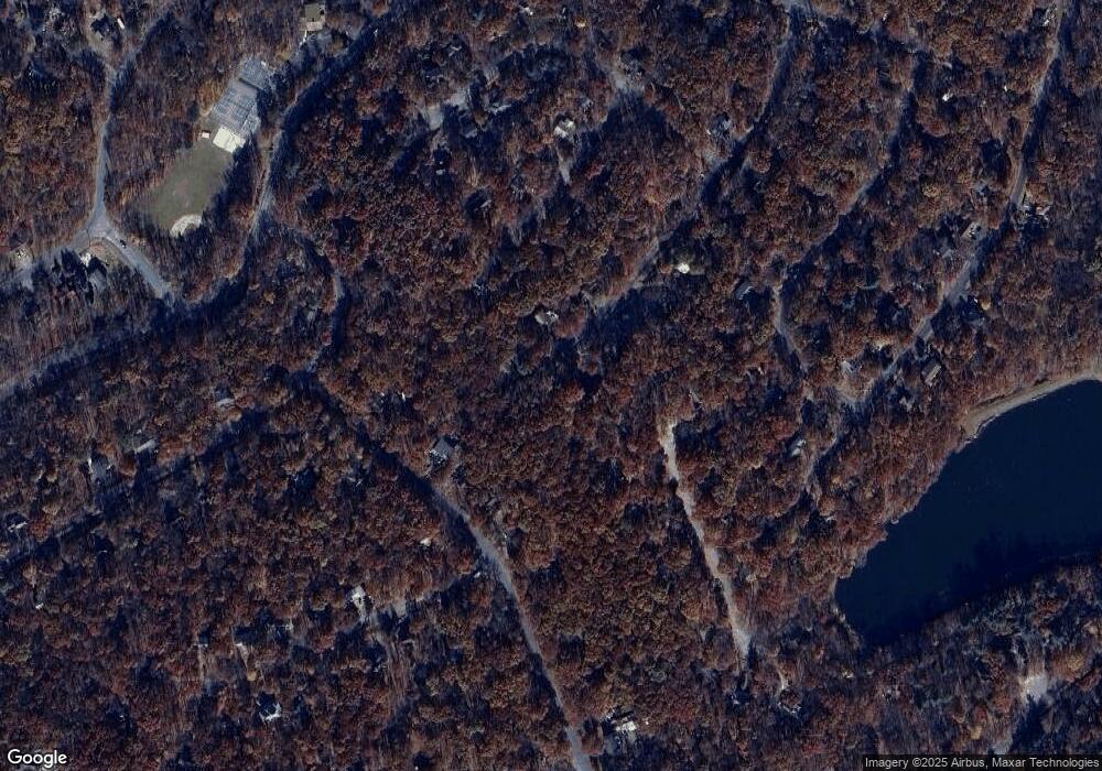 2095 Candlewood Dr, East Stroudsburg, PA 18301 - photo 1