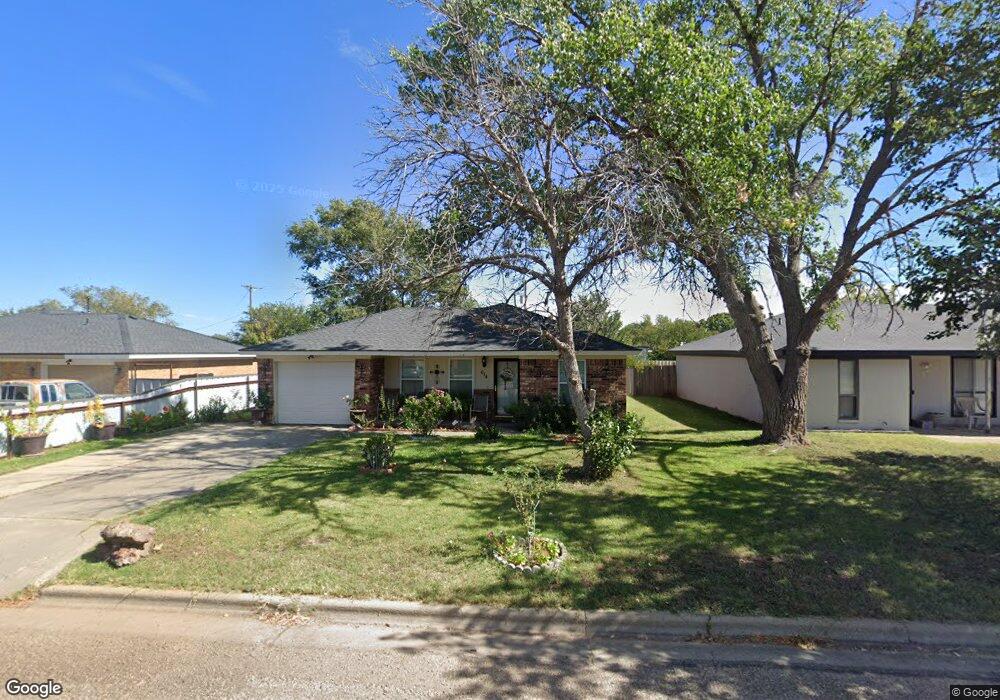 614 Oak Ave, Dumas, TX 79029 - photo 1