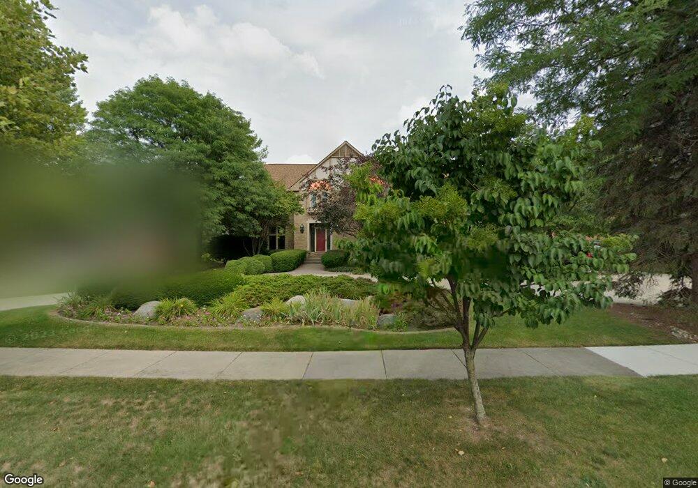 4702 Rivers Edge Dr, Troy, MI 48098 - photo 1