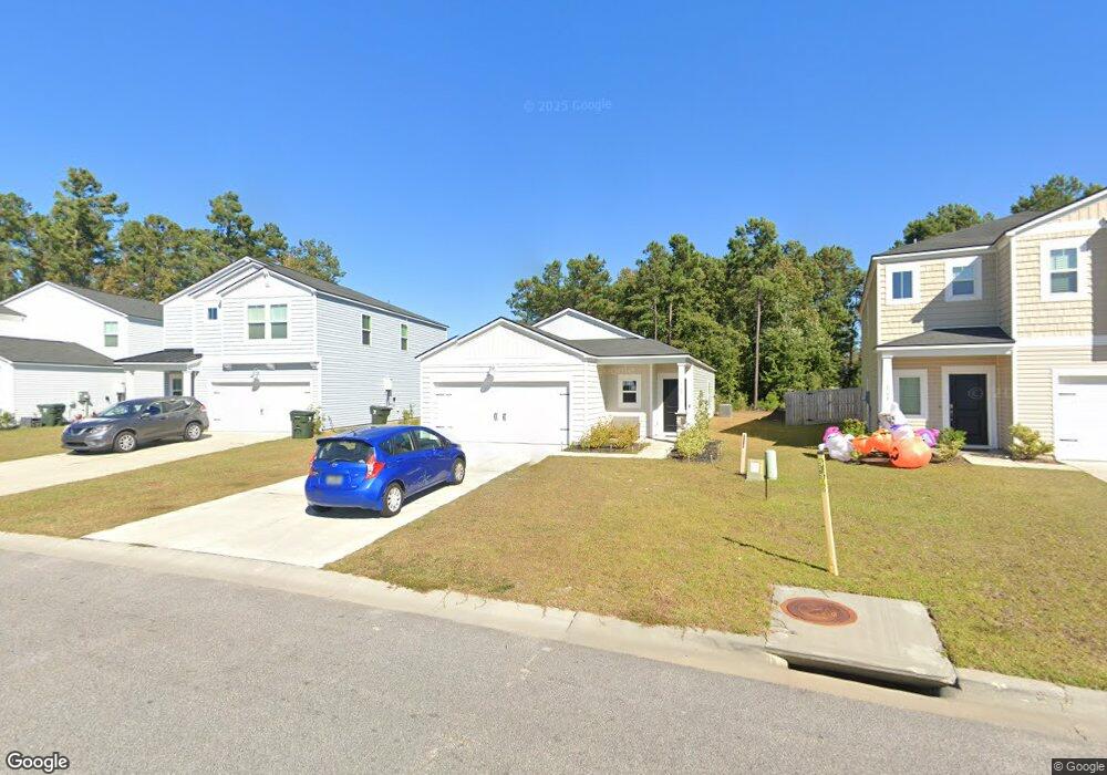 567 Spanish Wells Rd, Summerville, SC 29486 - photo 1