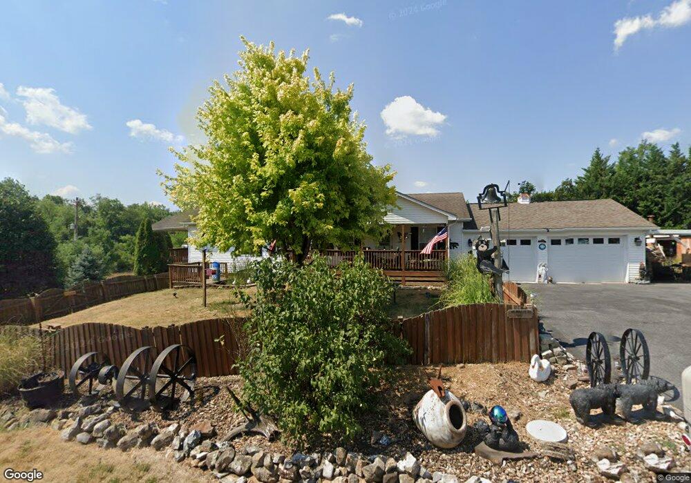 607 Green Acre Dr, Strasburg, VA 22657 - photo 1