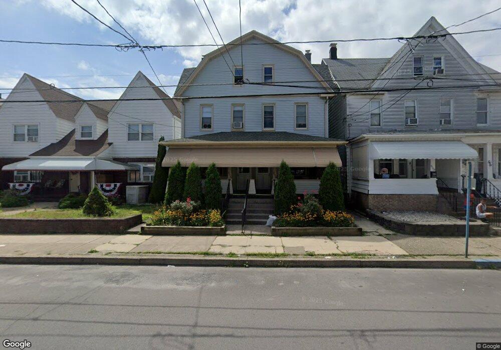 554 Lincoln St, Hazleton, PA 18201 - photo 1