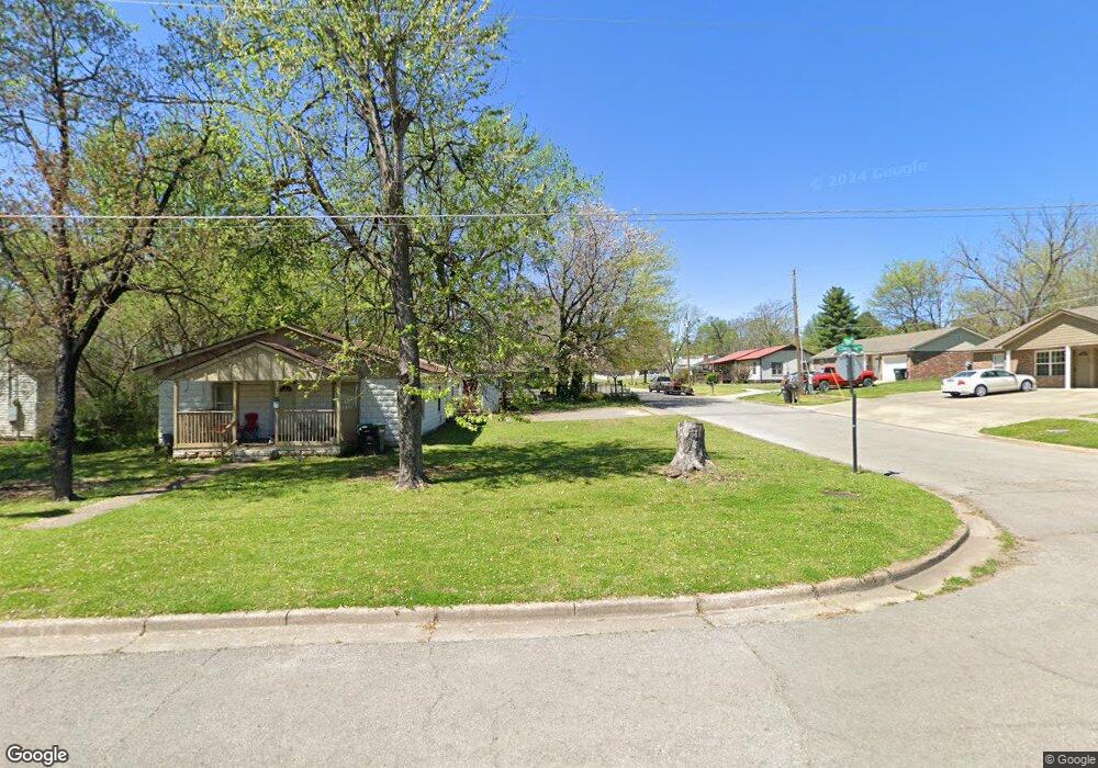 502 S Cherokee Ave, Tahlequah, OK 74464 - photo 1