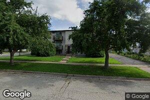305 N 1st St, La Crescent, MN 55947