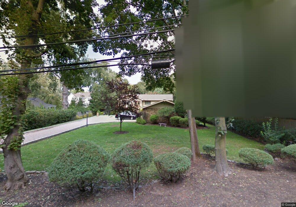 436 Old Tappan Rd, Old Tappan, NJ 07675 - photo 1