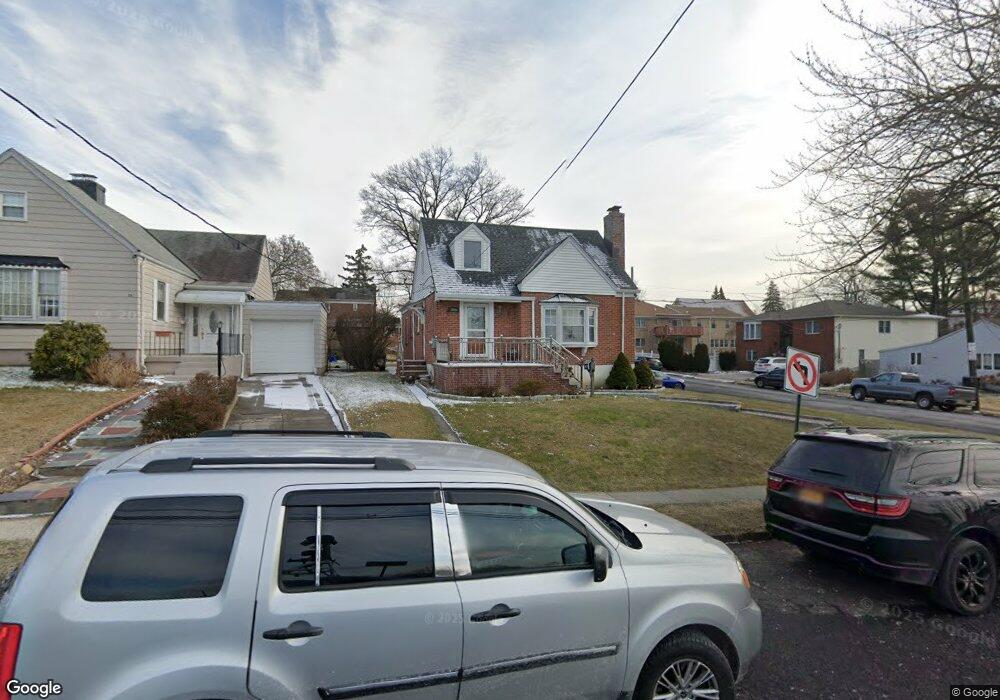 386 Kneeland Ave, Yonkers, NY 10704 - photo 1