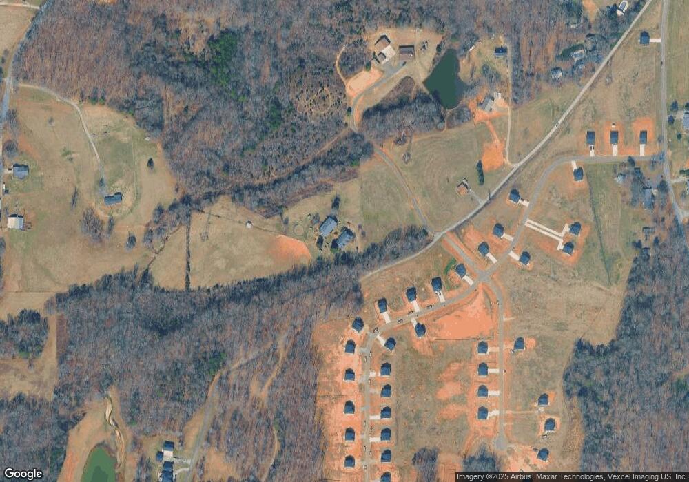 198 Pottery Dr, Statesville, NC 28625 - photo 1