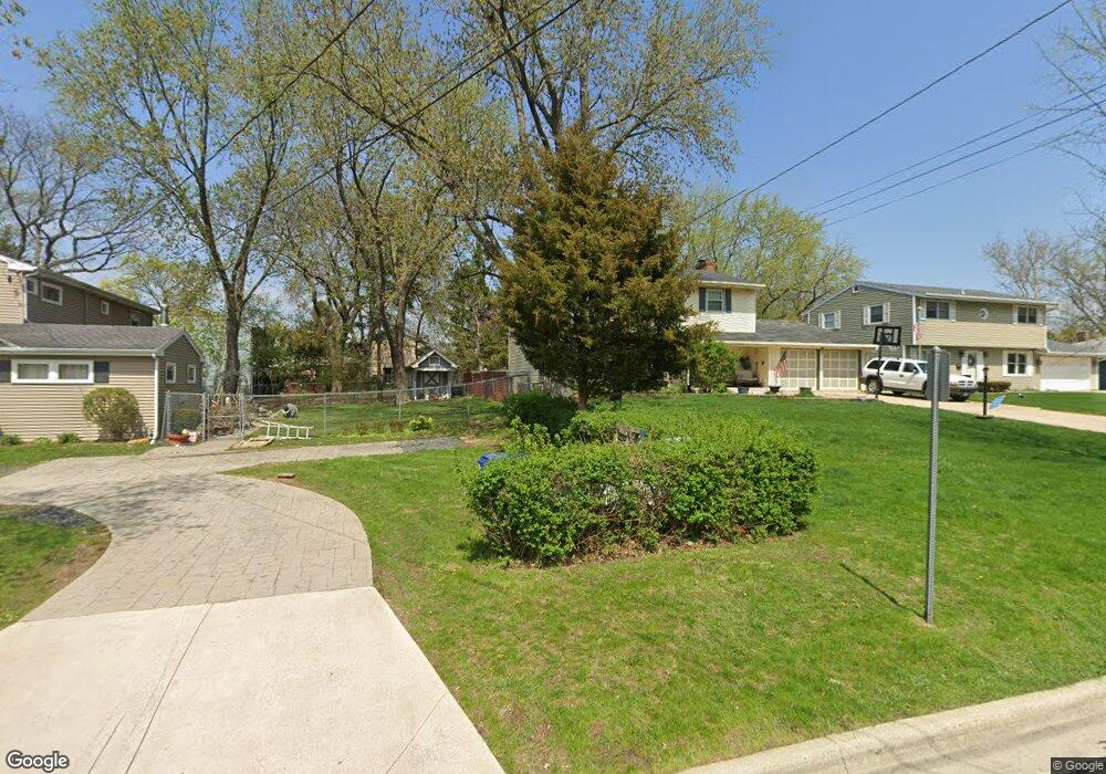 1015 S Naperville Rd, Wheaton, IL 60189 - photo 1