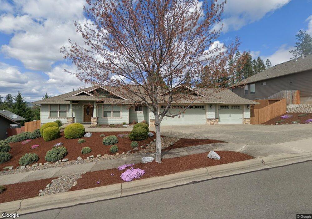 1924 Harpazo Ln, Grants Pass, OR 97527 - photo 1