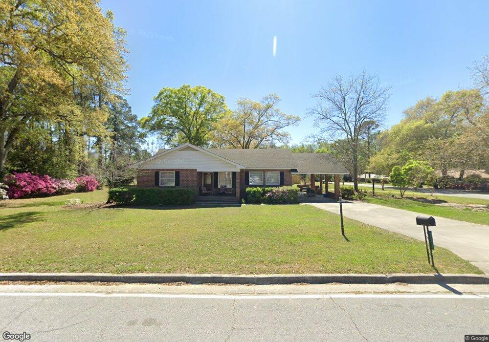 210 Penn Ave, Claxton, GA 30417 - photo 1