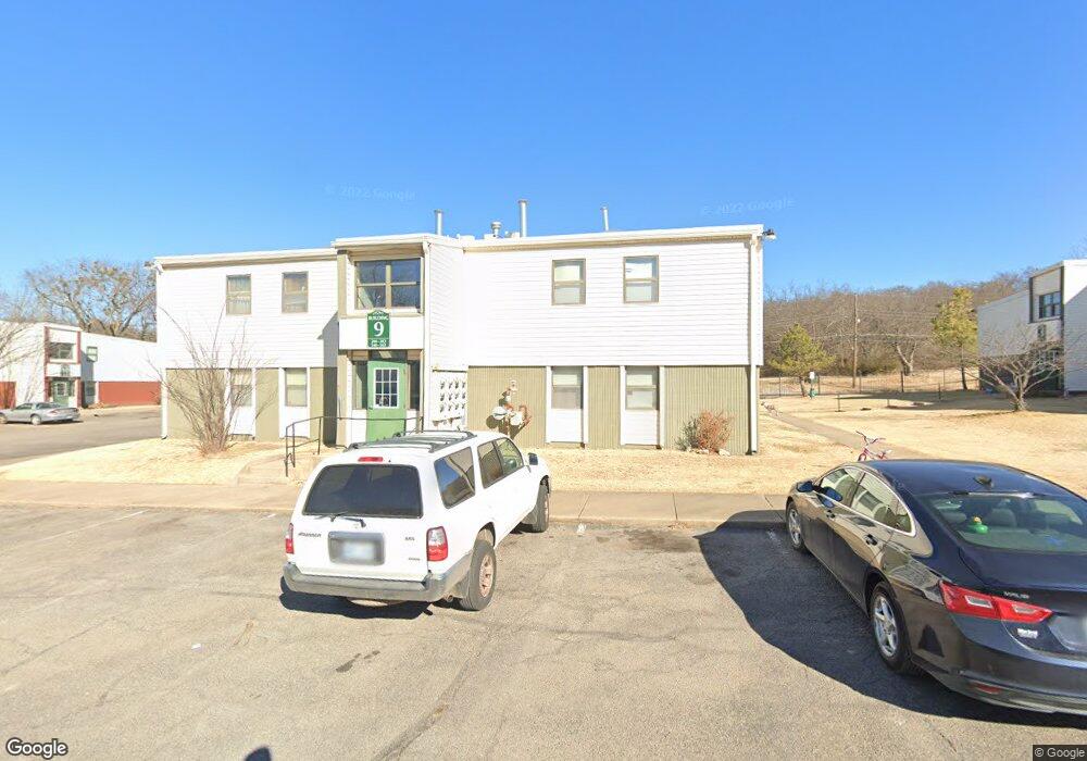 207 N Hickory St, Sapulpa, OK 74066 - photo 1