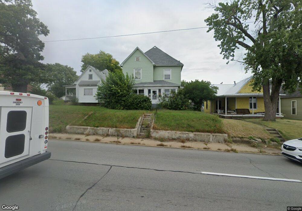 1626 S 3rd St, Terre Haute, IN 47802 - photo 1