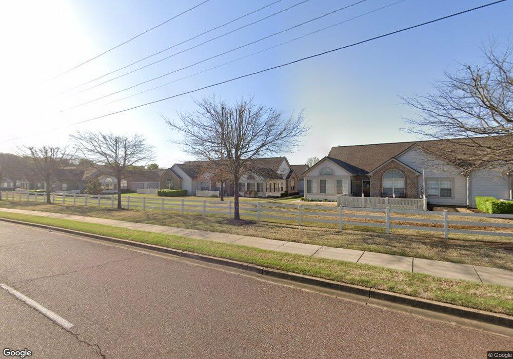 8828 Parkview Oaks Cir, Olive Branch, MS 38654 - photo 1