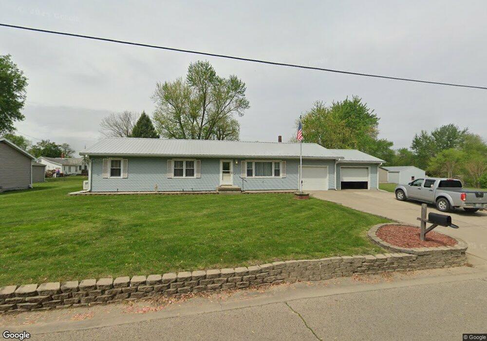 47 Gavin St, Lincoln, IL 62656 - photo 1