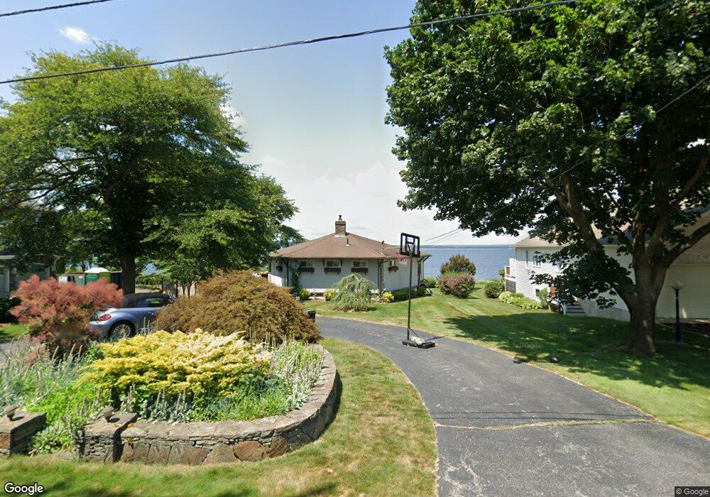 213 Seaside Dr, Jamestown, RI 02835 - photo 1