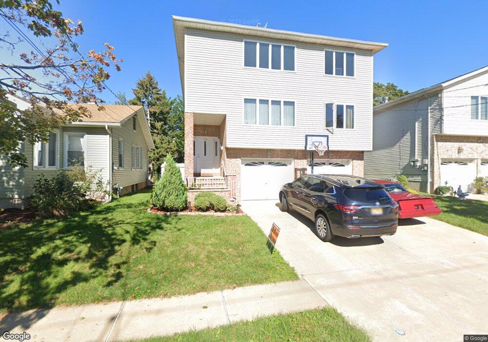 528 10th St, Carlstadt, NJ 07072 - photo 1