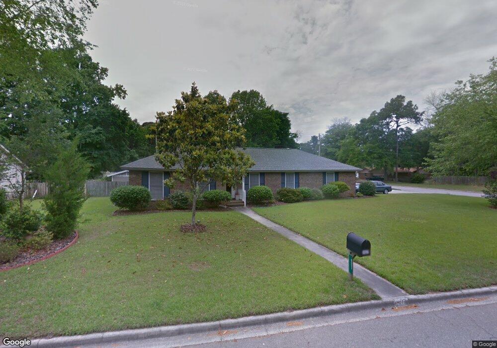 907 Moss Dr, Savannah, GA 31410 - photo 1