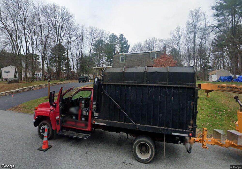 102 Horseshoe Rd, Dracut, MA 01826 - photo 1