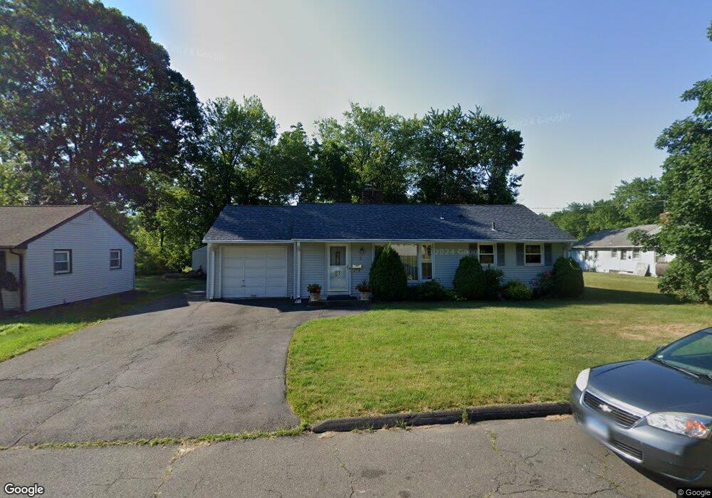 3 Beach Rd, Bloomfield, CT 06002 - photo 1