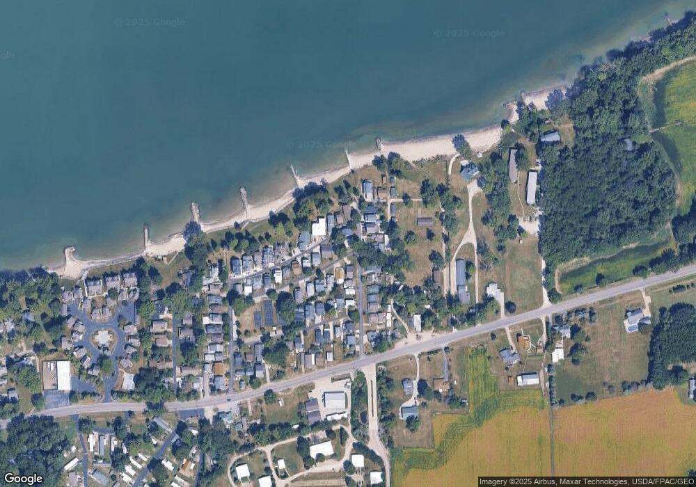 917 East Dr, Huron, OH 44839 - photo 1