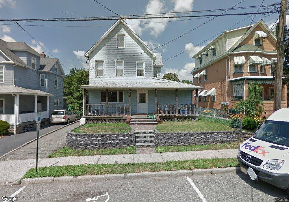 428 Monroe St, Carlstadt, NJ 07072 - photo 1