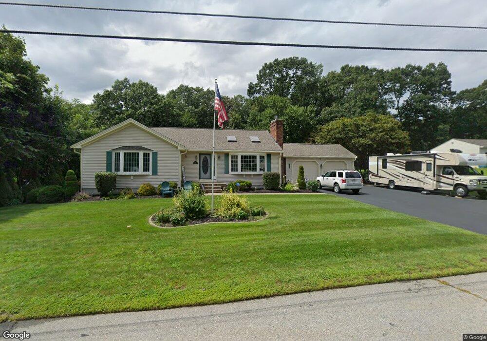 218 Beacon Ave, Woonsocket, RI 02895 - photo 1