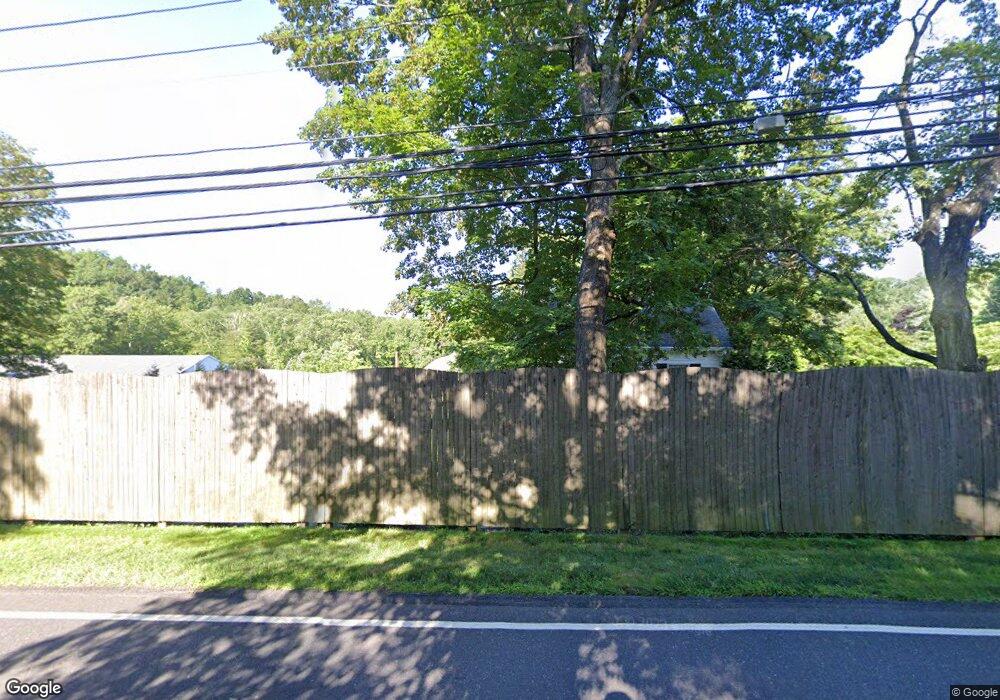 131 Redding Rd, Redding, CT 06896 - photo 1