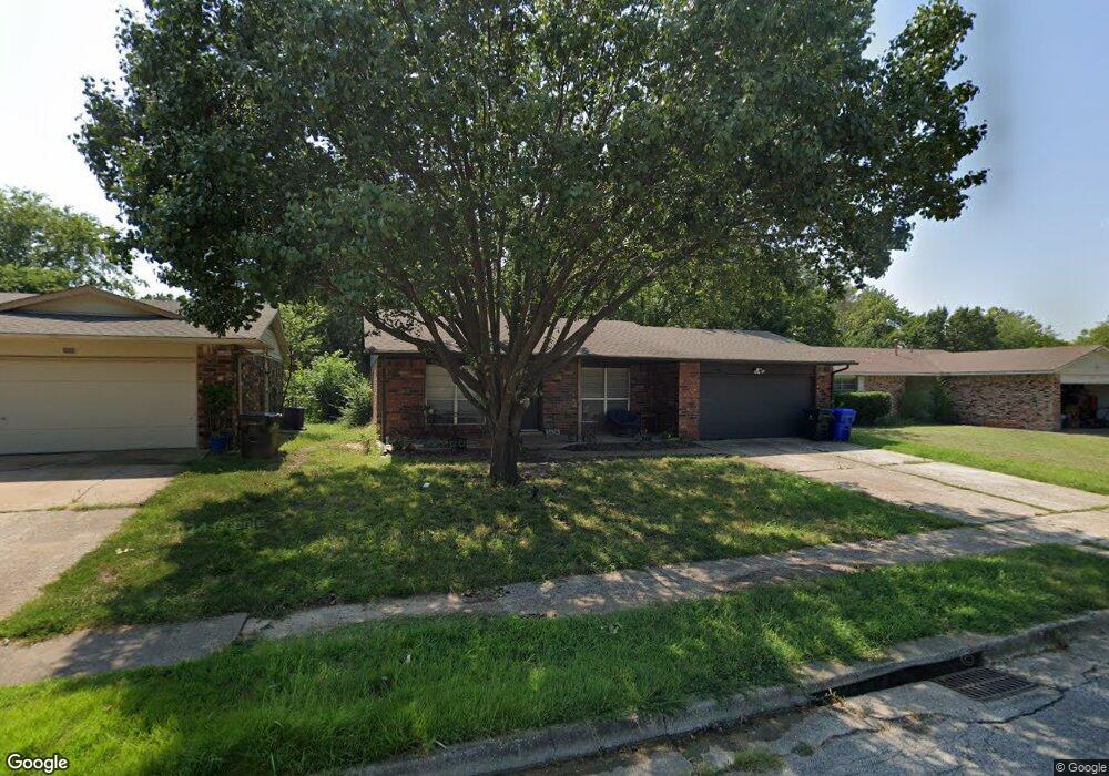 1636 S Pine Ave, Broken Arrow, OK 74012 - photo 1